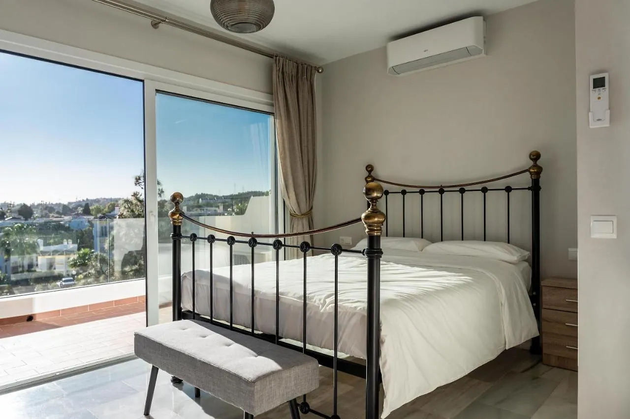 Magnificent Holiday Home In Calahonda Sitio de Calahonda