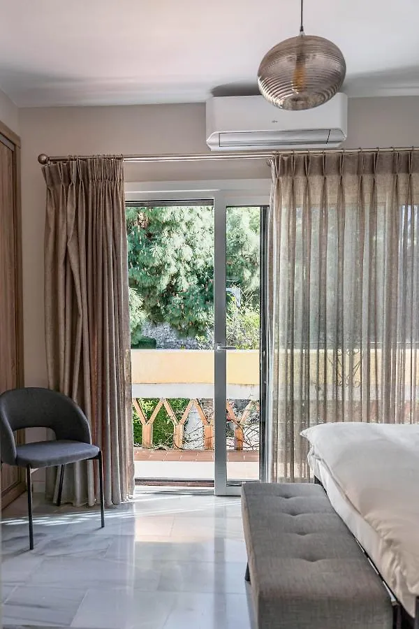 Magnificent Holiday Home In Calahonda Sitio de Calahonda