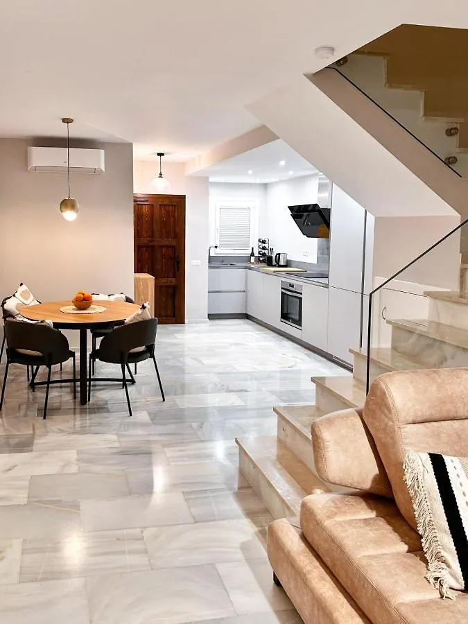 Magnificent Holiday Home In Calahonda Sitio de Calahonda